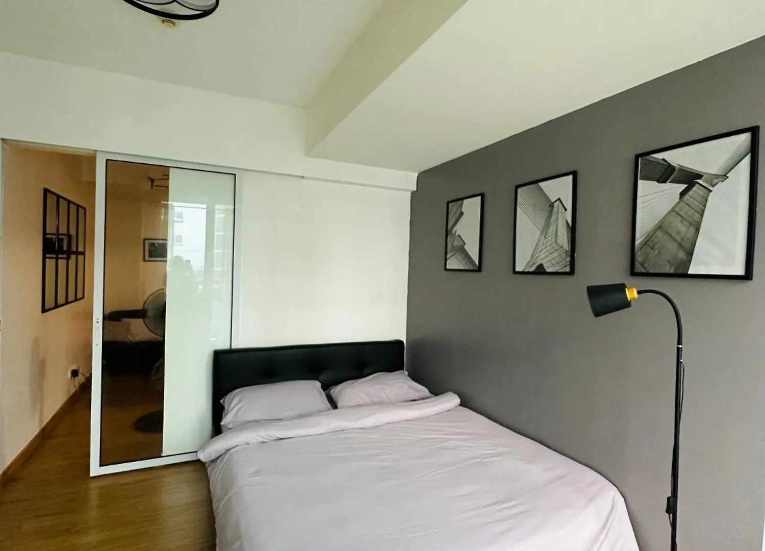 Apartment Azure Staycation Near The Airport Manila